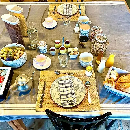 Le Paddock - Et Table D'hotes 住宿加早餐酒店 Le Déluge