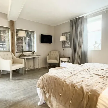 Couette-café Le Paddock 3*