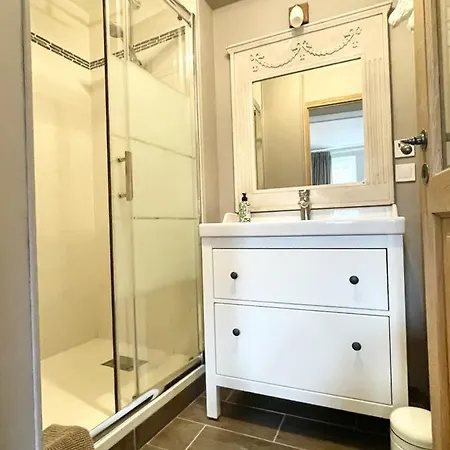 Le Paddock Couette-café Le Déluge