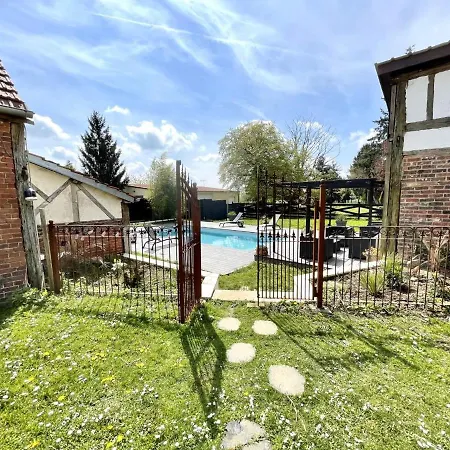 Bed & Breakfast Le Paddock - Et Table D'hotes 3*