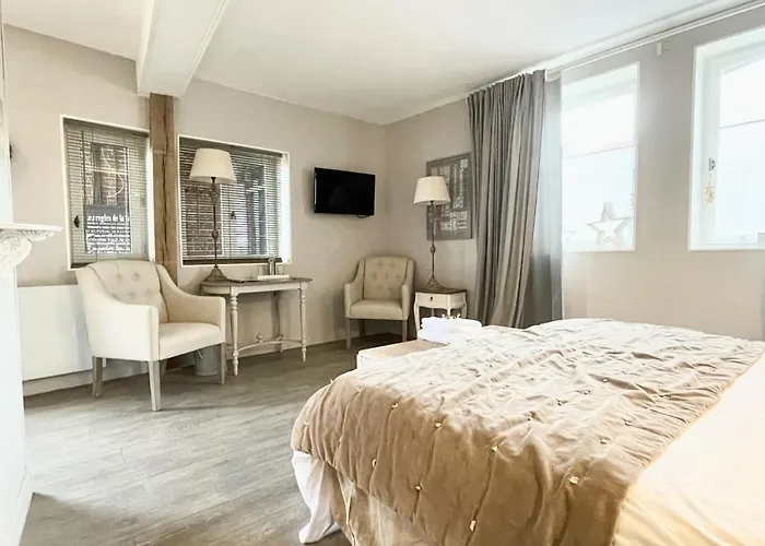 住宿加早餐酒店 Le Paddock - Et Table D'hotes 3*